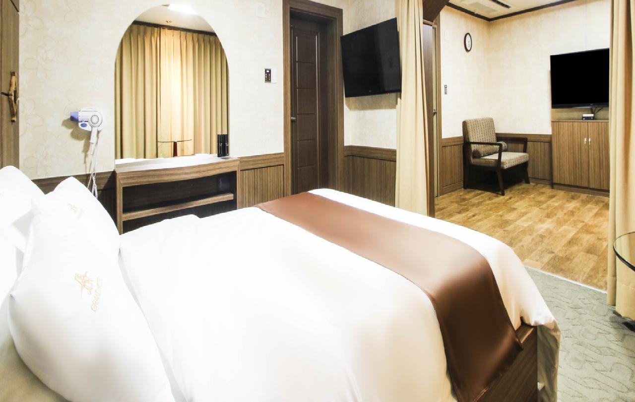 Uljin Grand Hotel Εξωτερικό φωτογραφία